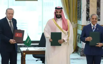 Mekke'de Tarihi İmza: Türkiye, Suudi Arabistan ve Pakistan'dan Müşterek Savunma Anlaşması